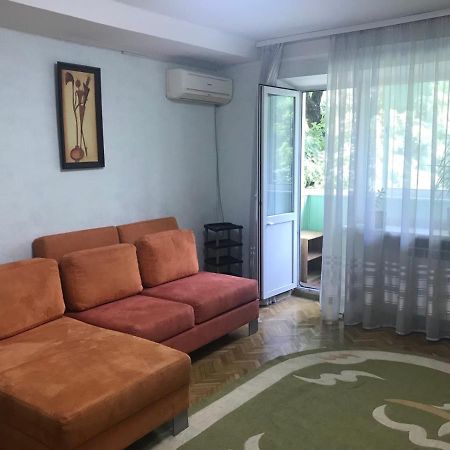 Уютненькая Квартирка Kiew Exterior foto